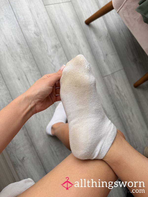 1 Day Worn White Ankle Socks