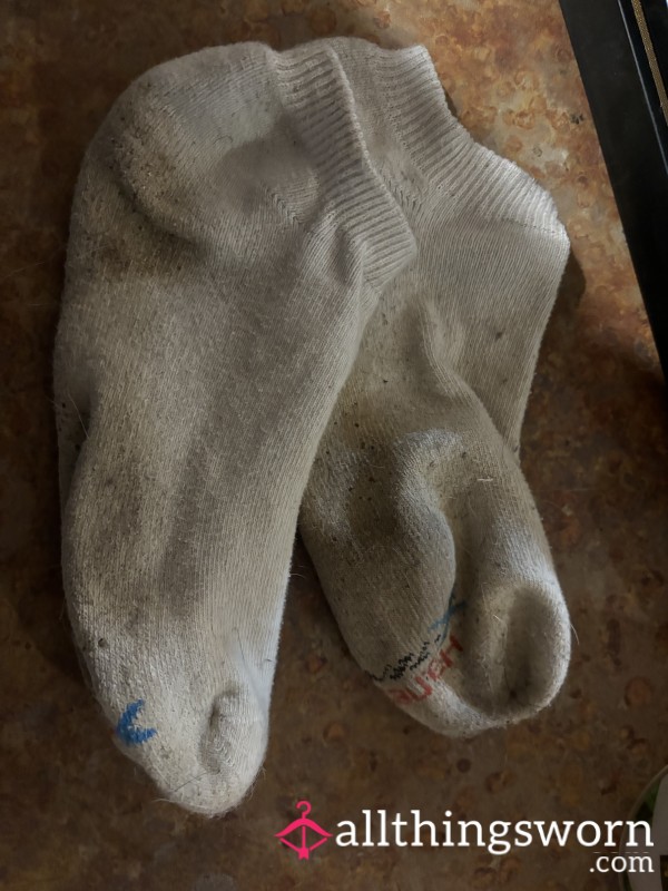 1 Week (7 Work Days) Worn White Hanes Socks