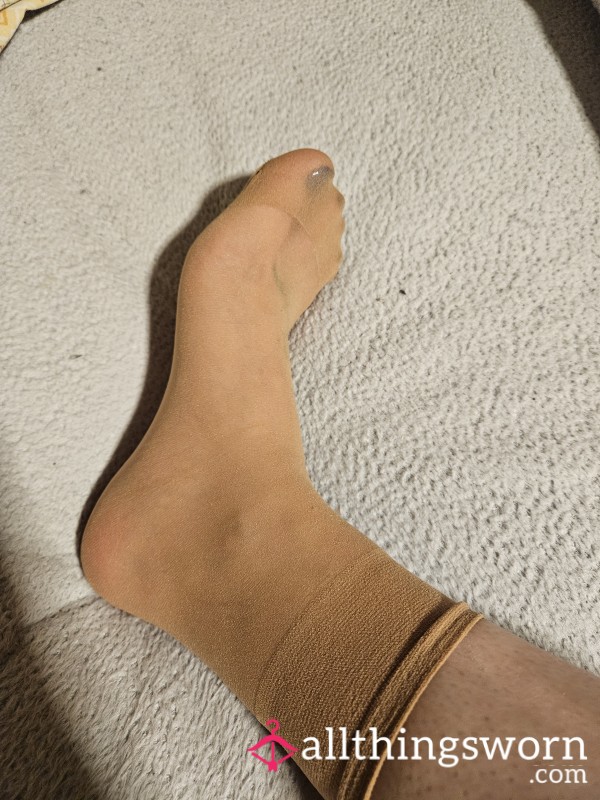 15 Denier Socks Or Long Socks