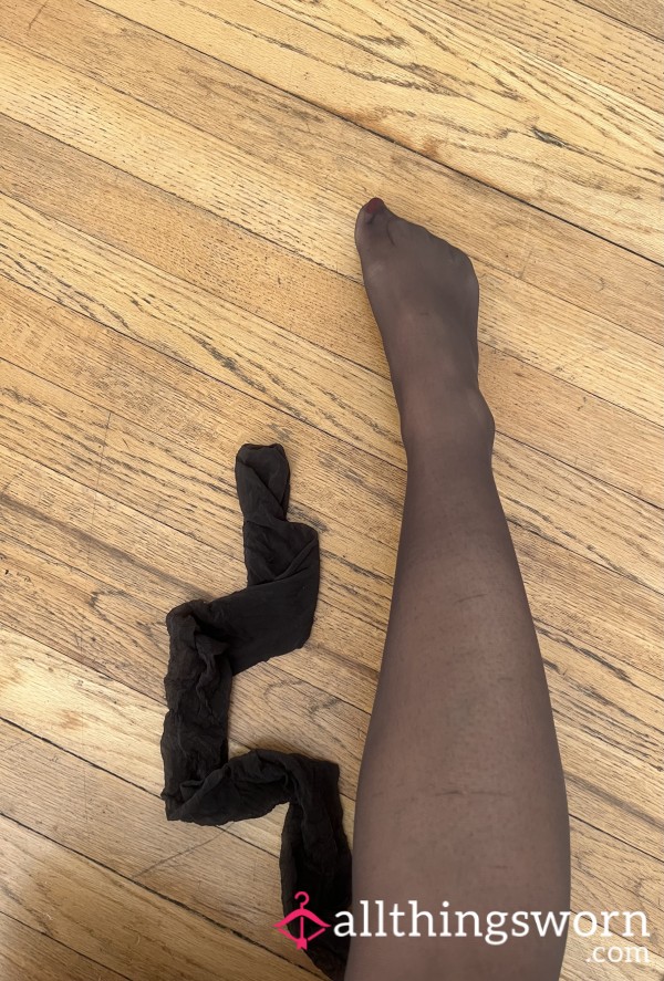 20 Denier Black Sheer Pantyhose