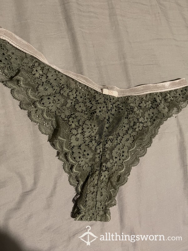 ✨24hr Wear Green Lace Cheeky Panties✨