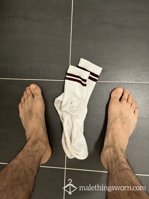 3 DAYS - SWEATY SOCKS