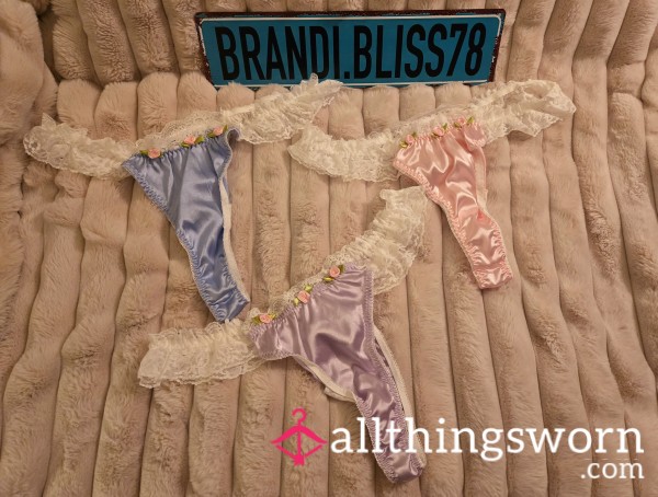 🎀 3- SATIN & LACE PANTY BUNDLE 🎀