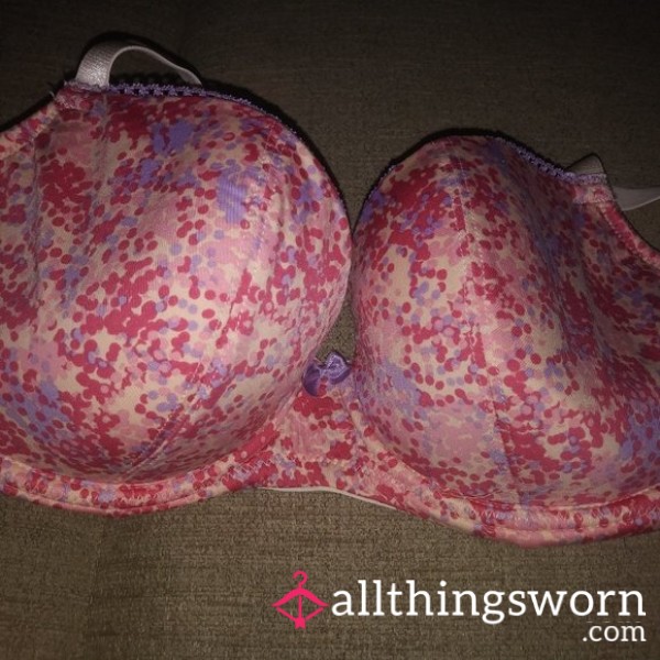 32F// Pink Flowery Bra