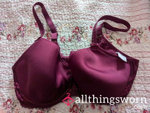 34E // Purple Bra