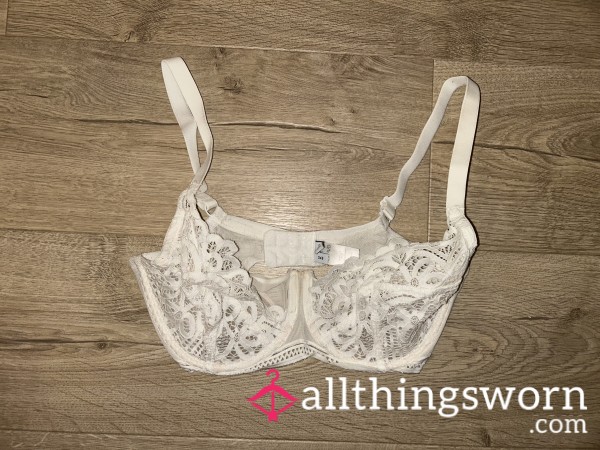 34E White Lace Bra