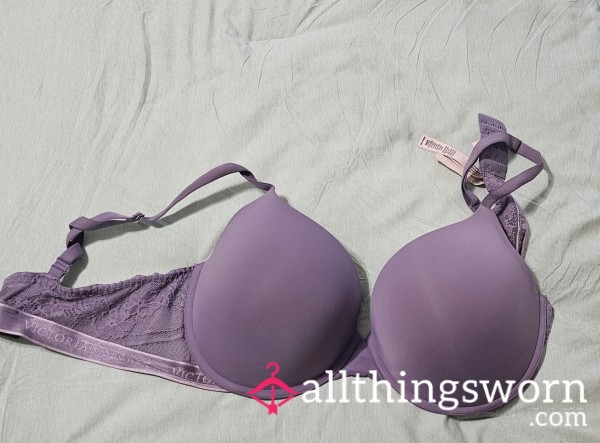 38DD Victoria's Secret Push Up Bra