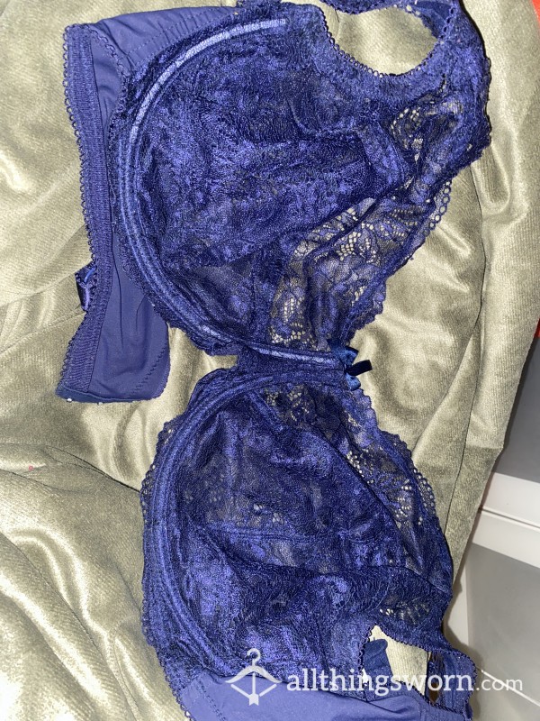 38G Blue Bra WELL WORN