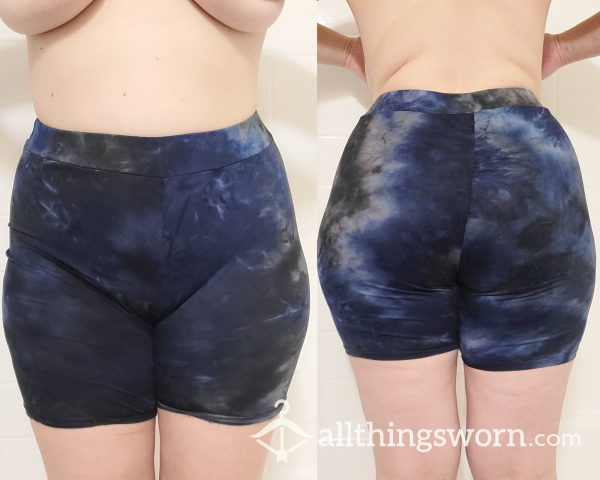 4 Workouts Wear | Blue Tie Die Bike Shorts