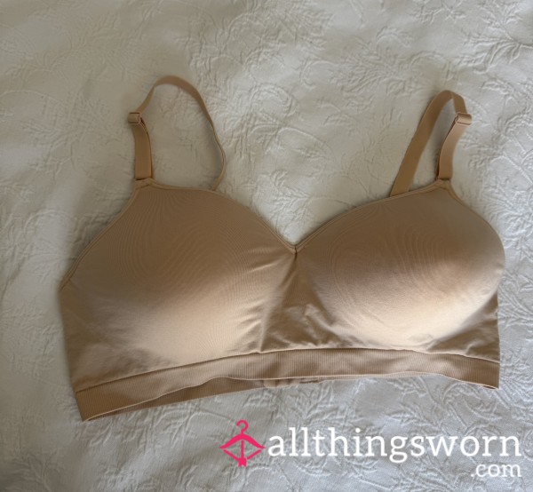 40D/42C Bra, No Underwire! 🤍