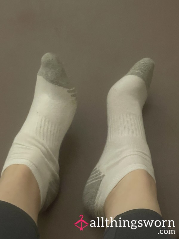 48 Hour Worn White Trainer Socks 🌸