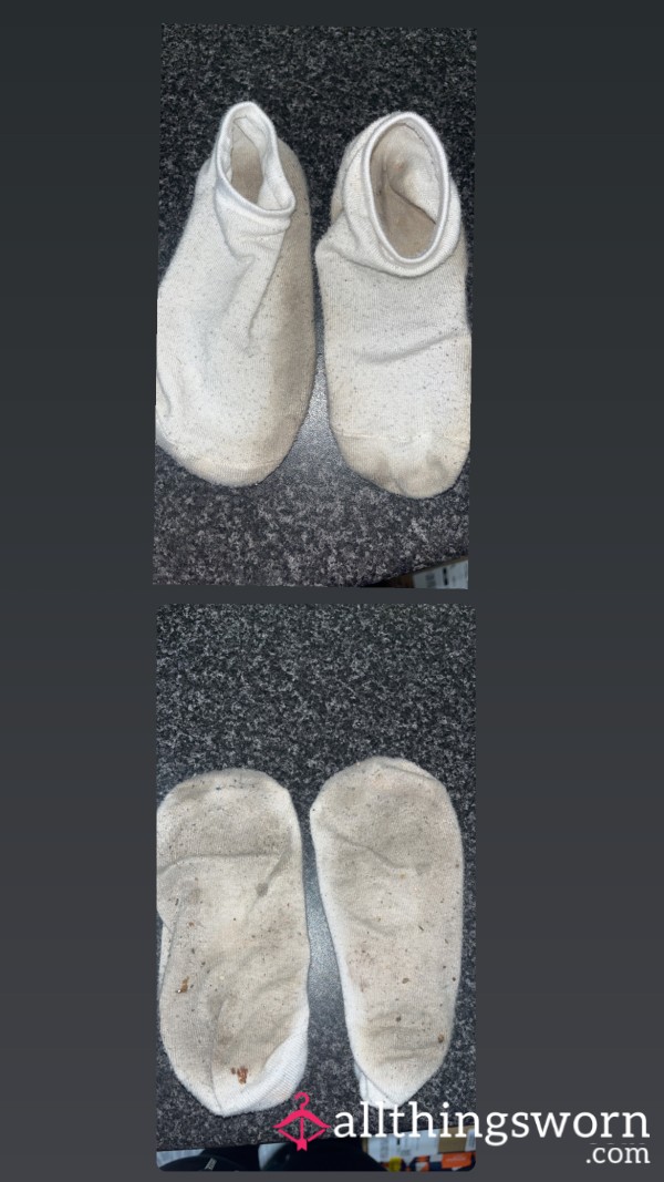 SOLD OTHERS AVAILABLE 5 Day Worn Dirty White Ankle Socks