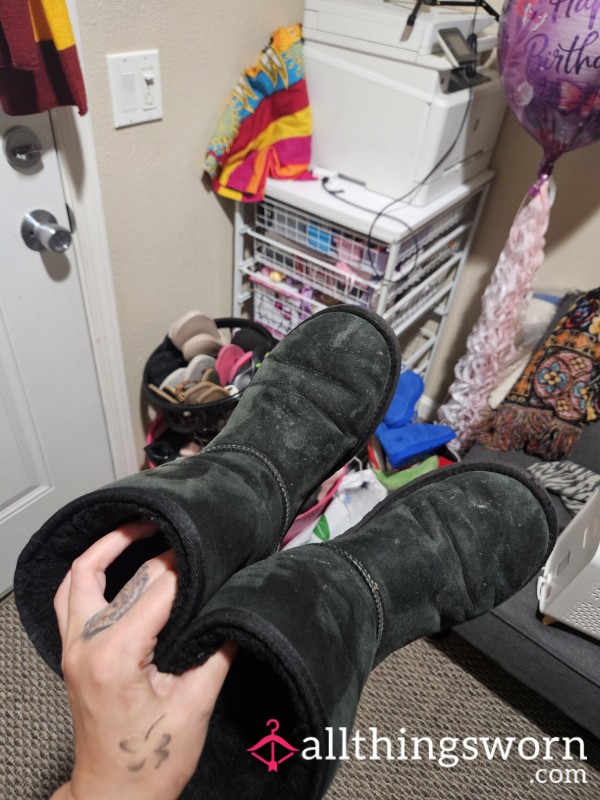 5 Year Old Black Uggs