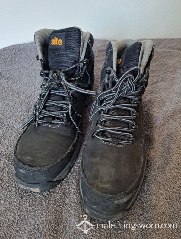 6 Months Worn Work Boots, Gardening With Free Socks