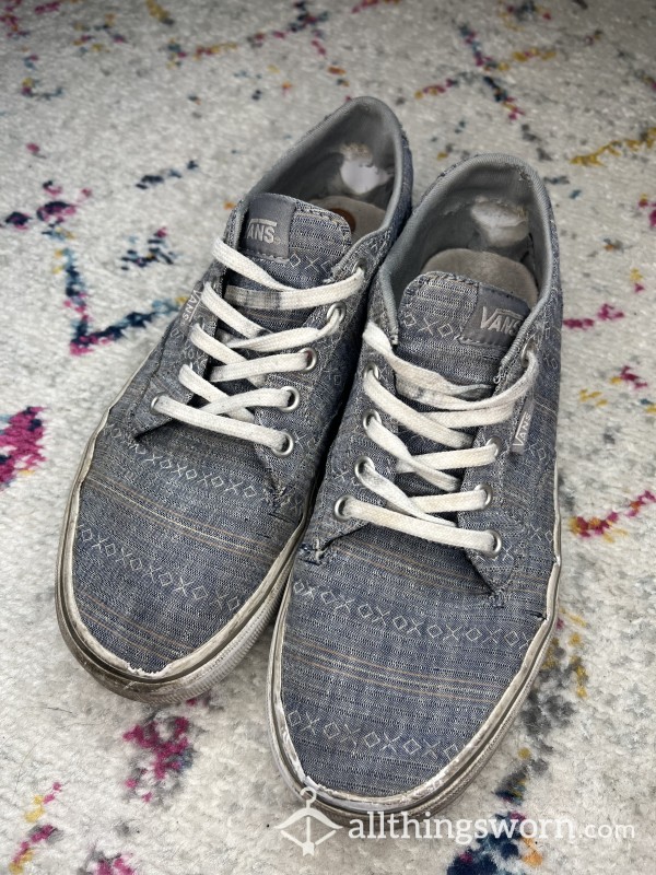 7.5 Very Worn Vans