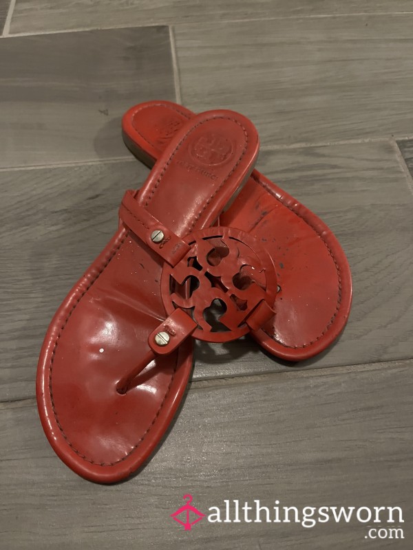 7.5 Well-worn Tory Burch Red Sandals 💋🖤