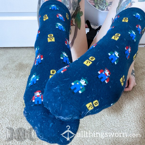 8-Bit Mario Socks