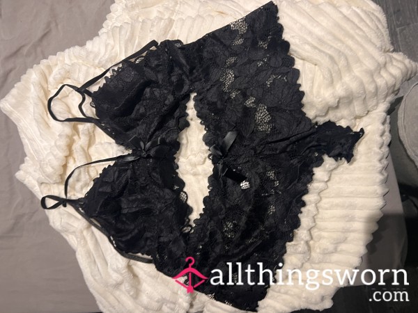 A Stuninng Lacey Lingerie Set