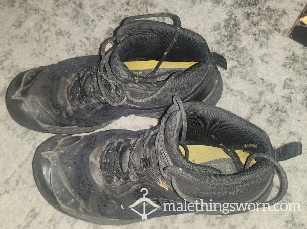 A Working Man's Hiking Boots Size 9.5 US - Very Worn Out From Years Of Daily Carpentry