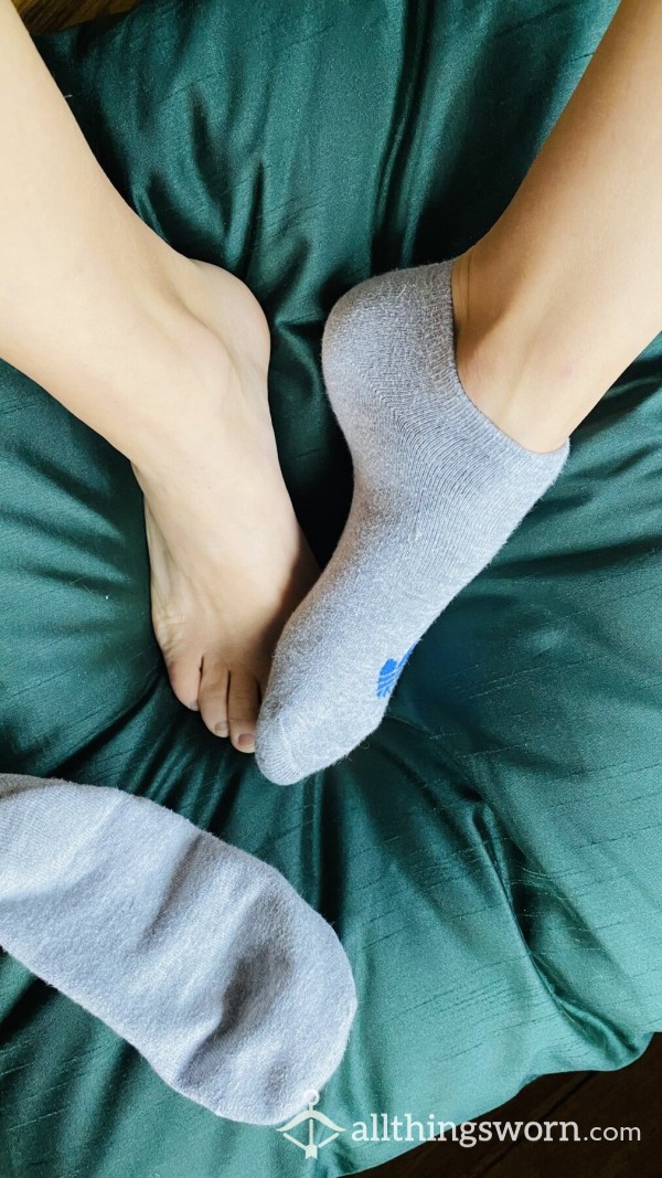 Smelly Sweaty Stinky Worn Socks 🧦 Aussie Oi Oi Oi