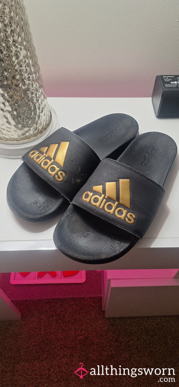 ADIDAS SLIDES 3 YEARS WORN