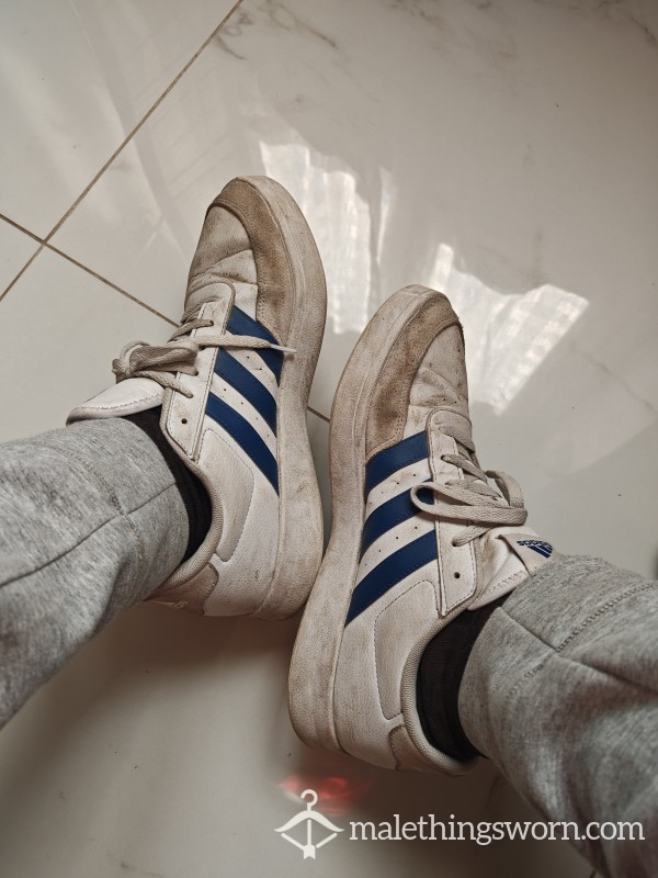 Adidas Very Smelly 👟 46EU