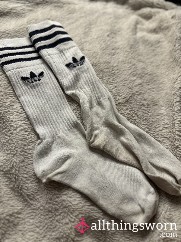 SOLD 🤍 Adidas White Socks 72hr Wear 🤍