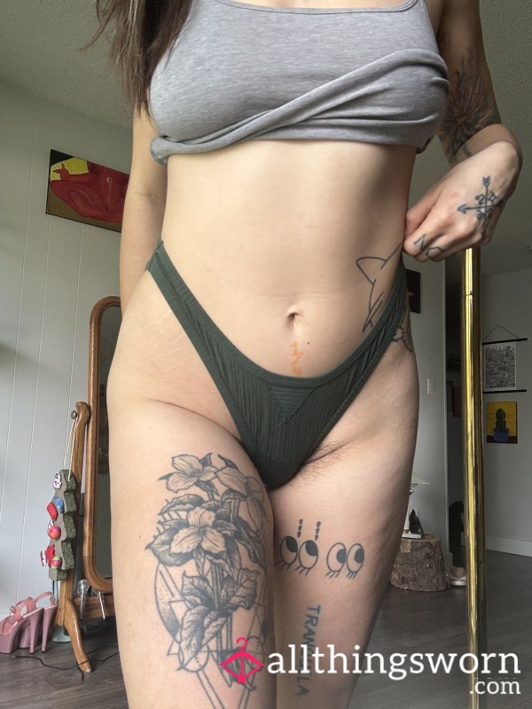 AERIE LARGE GREEN THONG