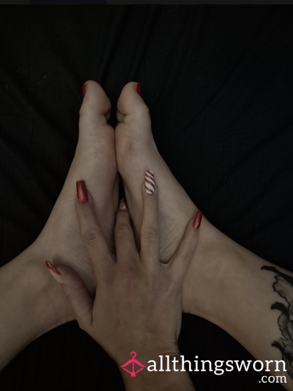 Alb*m Of 8 Bare Feet Pics