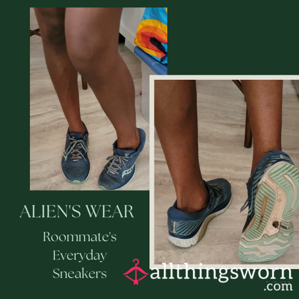 **SOLD** 👽Alien's Wear👽 Roommate's Everyday Sneakers