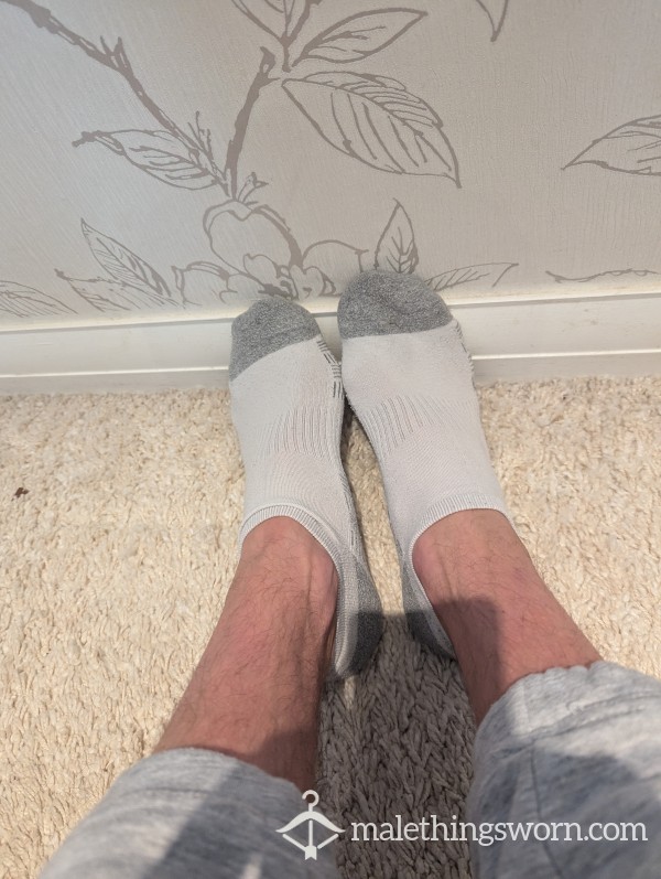 Alpha's Feet