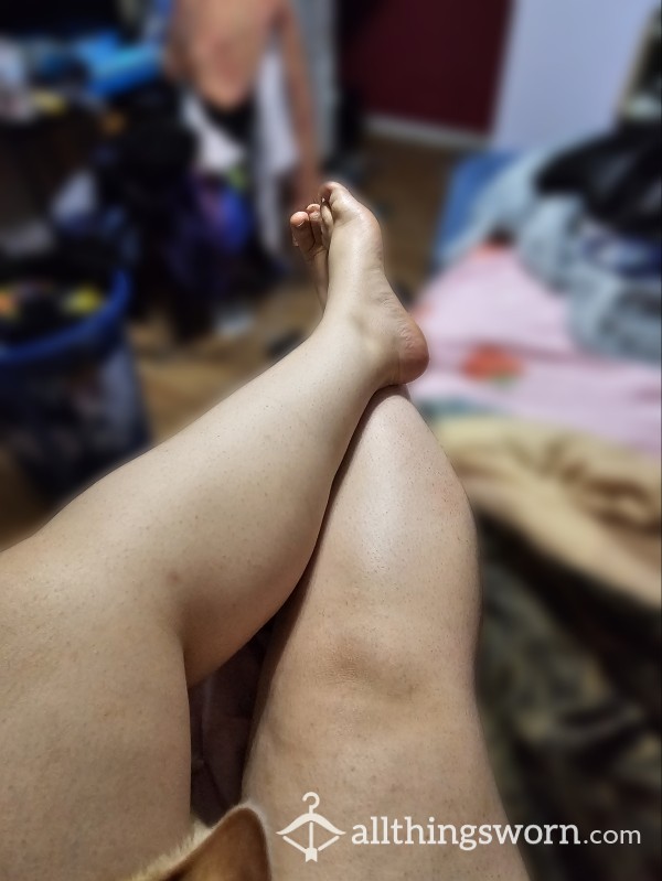 Amateur Feet/Leg Pics