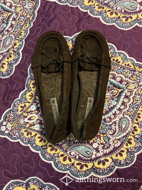 American Eagle Suede Flats