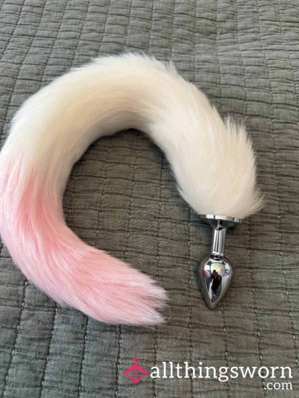 A**l Plug Tail - Foxtail Pink/White