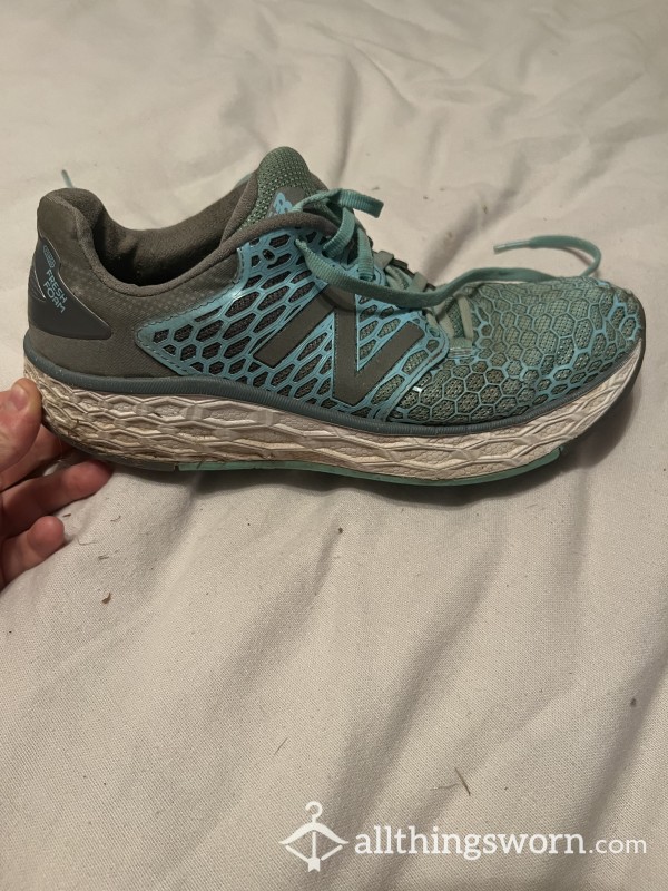 New Balance Stinky Running Shoes