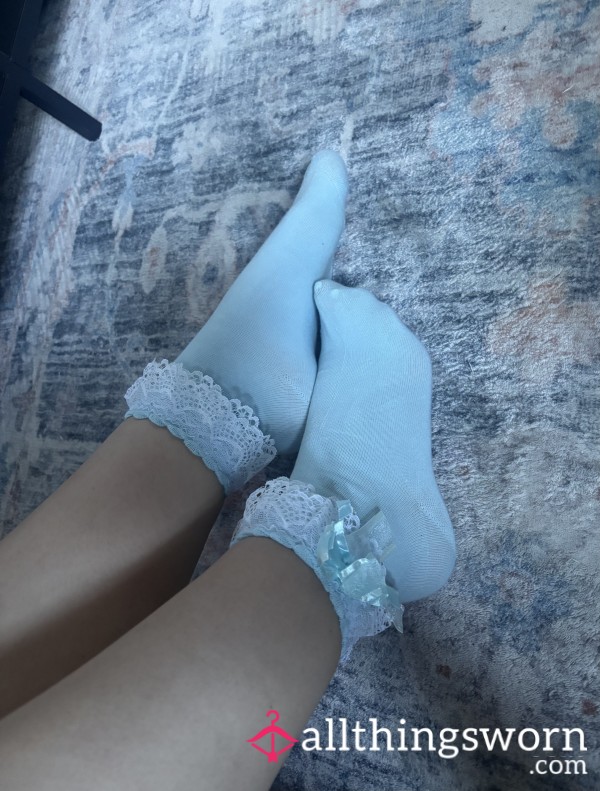 Baby Blue Ankle Sockies With White Lace Frills And Bow