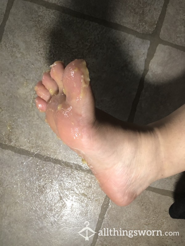 Banana Foot Crushig🍌🦶🏻