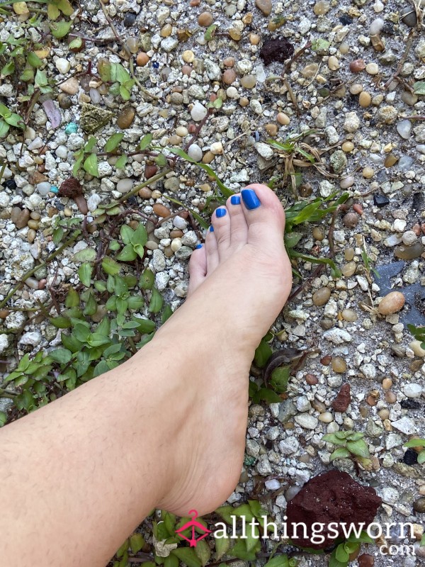 Barefoot Yard Fun