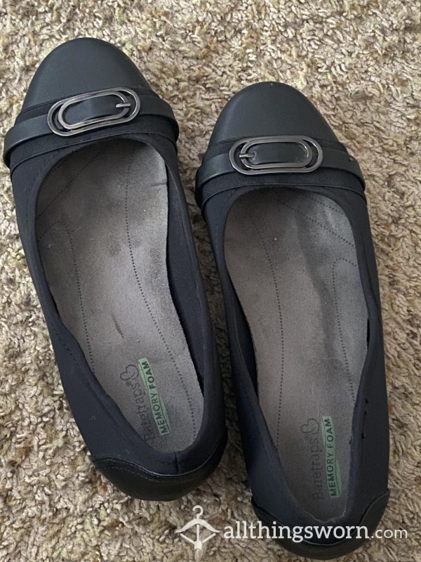 Baretraps Memory Foam Flats Size 9.5M