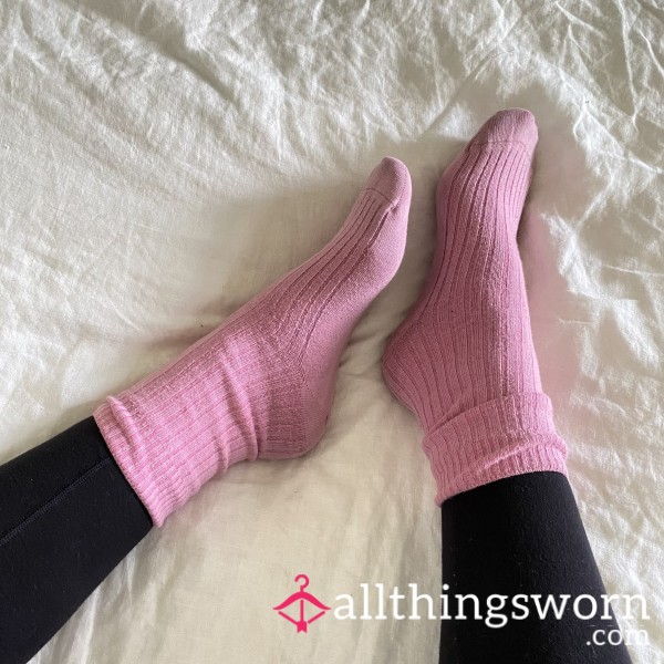 ‘Baserange’ Ribbed Pink Cotton Socks