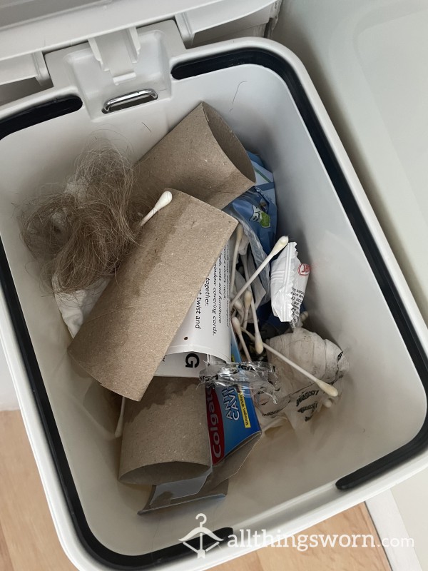 Bathroom Bin Contents🗑️