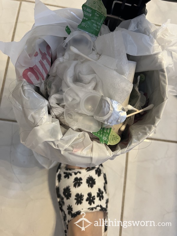 Bathroom Trash 🗑️