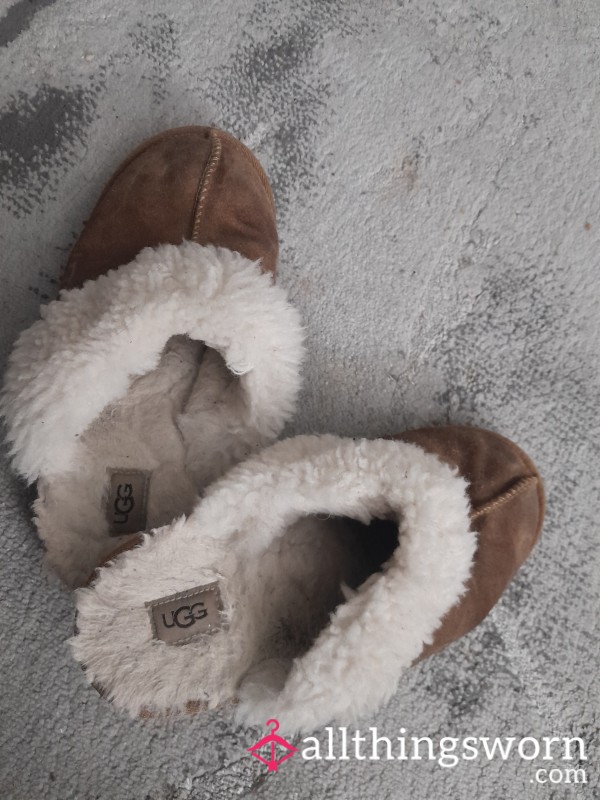 Batterd Ugg Slippers