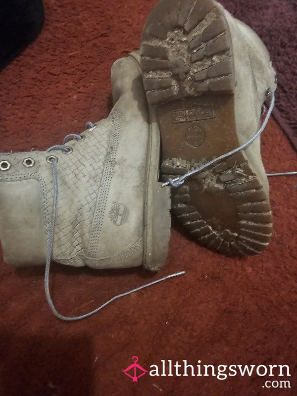 Battered Timberland Boots Well Worn Size 7