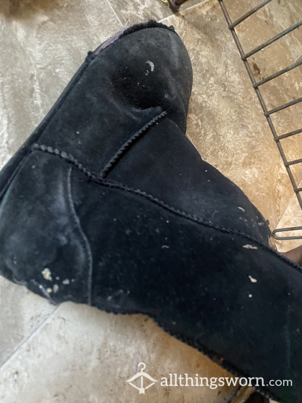 Bearpaw Very Used Worn Down Boots🥵🥵