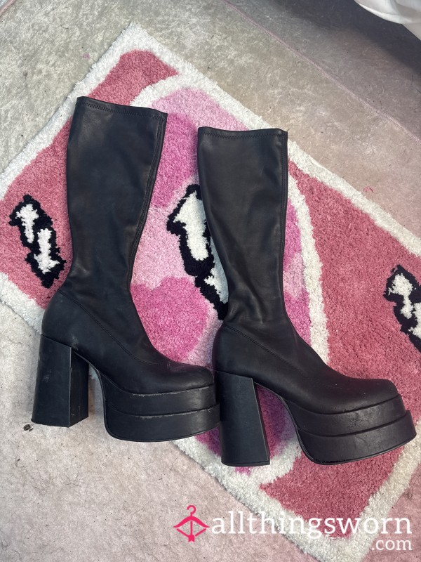 Beat Up And Well-worn Leather Goth Girl D*ck Stomping Steve Madden Boots Size 11