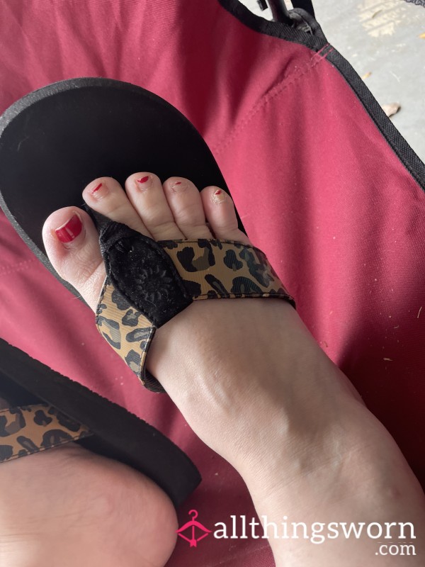 🧽🦶🏻10 Before, During, And After A Much Overdue Pedicure!! 🧽🦶🏻