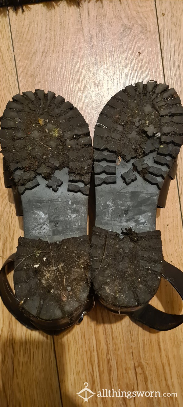 Big S**y Sandals, Size UK 8.