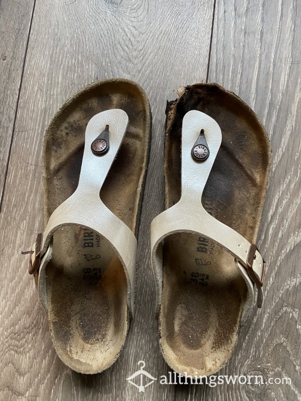 ✨FINAL SALE✨Birkenstock Well Worn Sandals