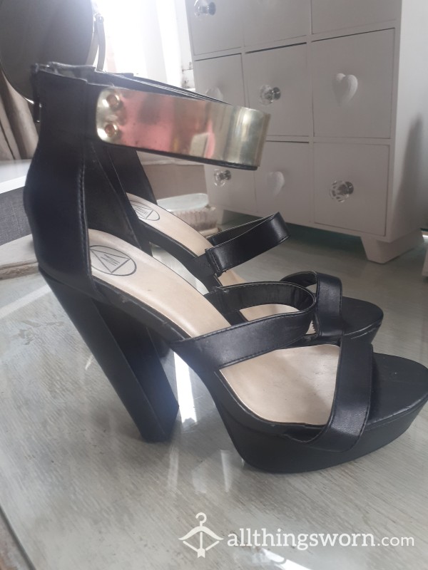 Black 6ins Heels With Video